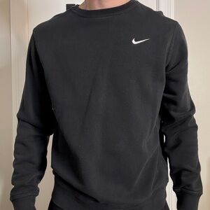 Nike Men's Classic Black Crewneck Sweater